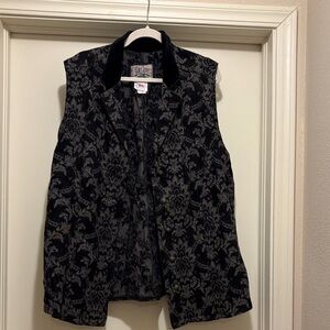 Chic Black and Gray Floral Vest